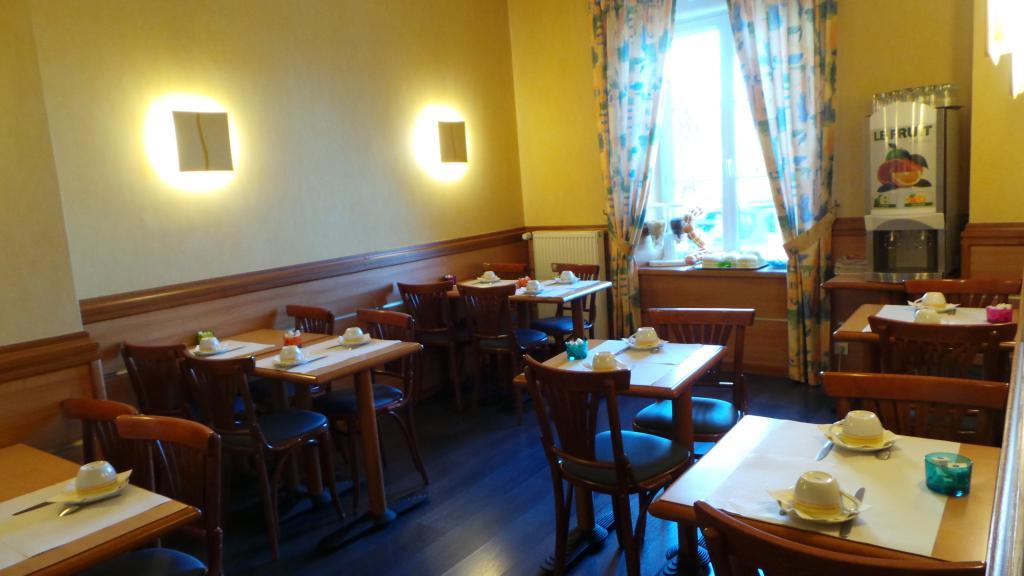 Salle des petits déjeuner / Breakfast room / Sala de desayunos